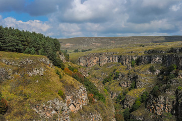 Fototapeta na wymiar Dashbashi Canyon and Khrami river in Tsalka region, Georgia