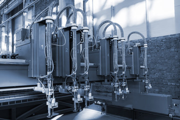 machine for cutting metal in modern plant