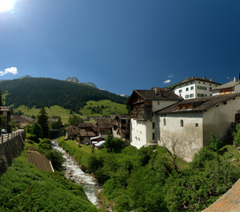 Fototapeta na wymiar Alpine village of Splügen in Graubünden, Switzerland