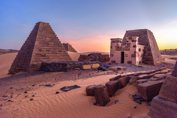 Pyramids of Meroe, Sudan. Meroë is an ancient desert pyramid city, east bank of the Nile near Shendi, Sudan, approximately 200 km north-east of Khartoum in the desert - obrazy, fototapety, plakaty