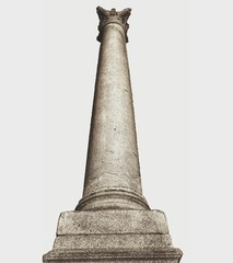 ancient roman pillar 