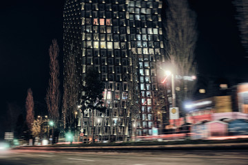 Obraz premium HAMBURG Streets buildings night time exposure Europe party dancing drinking public transport harbour sky scraper famous