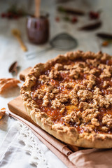 vegan crumble pie with orange and cinnamon marmalade 