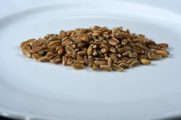Green kernel is the grain of the spelled, which is harvested semi-ripe and then dried artificially
