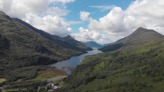 Luftaufnahme von Loch Leven