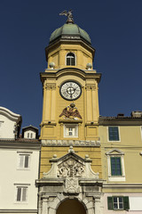 Fototapeta na wymiar Tour de l'horloge à Rijeka, Croatie
