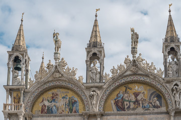 Fototapeta na wymiar St Mark's Basilica decoration