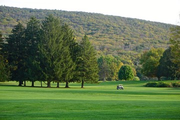 Fototapeta na wymiar The historic golf course at the Shawnee Inn, Shawnee on Delaware, in the Pocono Mountains of Pennsylvania, USA.