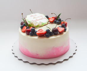 sponge cake with cherry and strawberry