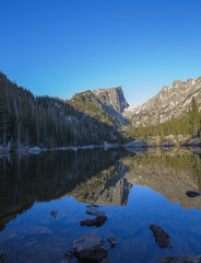 Fototapeta na wymiar Dream Lake in Rocky Mountain National Park