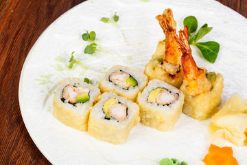 Japanese prawn roll