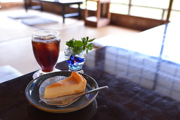 cake and drink set