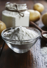 Potato starch in a glass bowl