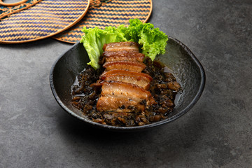 steamed pork with preserved mustard