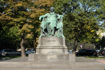 Fototapeta na wymiar Goethe Denkmal, Wien, 2018