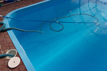 vacuum cleaner for the pool, clean up and care for the bottom of the pool. collect, absorb garbage...