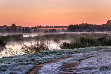 W pierwszych promieniach słońca © blackspeed