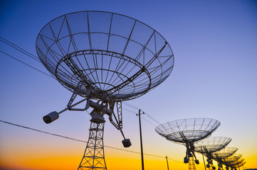 The observatory in the evening,The silhouette of a radio telesco