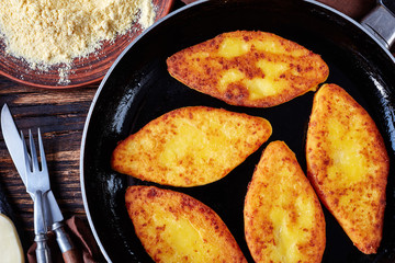 fried chvishtari on a skillet, close-up
