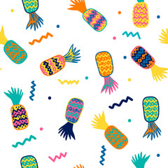 Cute seamless pattern with pineapple, vector