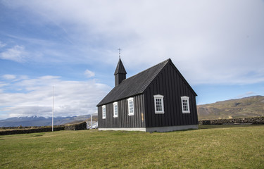 Obraz premium Buðir black church, Southern edge of the Snæfellsness peninsular.