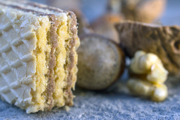 Wafers with cocoa cream and nuts