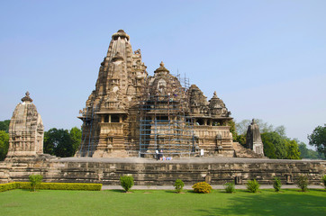 Fototapeta na wymiar VISHWANATH TEMPLE, Facade - South View, Western Group, Khajuraho, Madhya Pradesh, UNESCO World Heritage Site