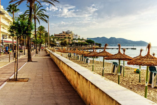 Placa Eureka Cala Millor Strand Promenade
