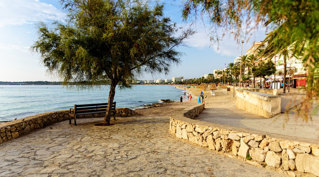 Strand Cala Millor Promenade
