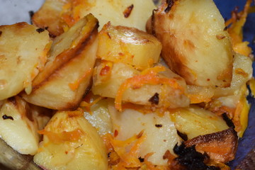 chicken with potatoes and vegetables