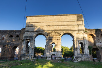 Fototapeta na wymiar Porta Maggiore Rome
