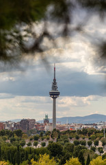 Obraz premium Skyline of Madrid with the communications tower El Piruli and the cemetery of Almudena in the foreground