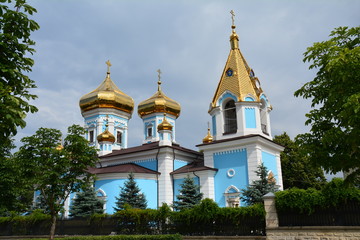 Fototapeta na wymiar Eglise Orthodoxe Chisinau Moldavie - Orthodox Church Chisinau Moldova