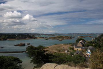 Fototapeta premium Blick von der Kapelle Saint Michel auf der Ile de Brehat
