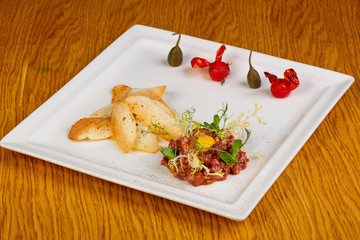 Tartar with beef