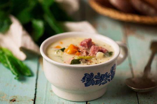 ham soup with potatoes and kale