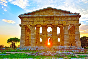 the temple of Neptune It was built in the Doric order around 460–450 BC Paestum Italy