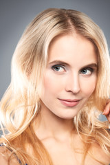 Naklejka premium beautiful blond woman