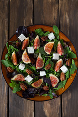 figs, feta,rucola and pecan nut salad