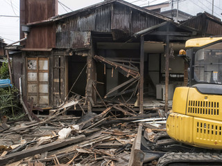 Japanese Old Houses torn down