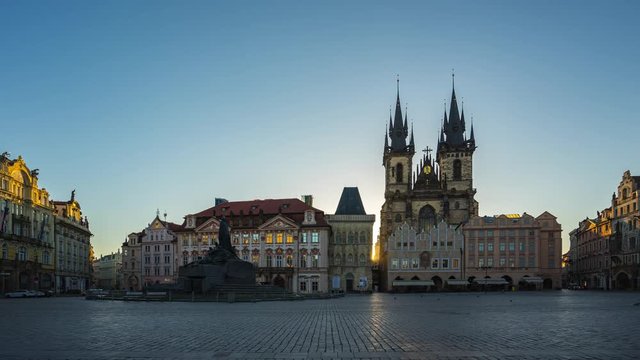 Time lapse video of Prague old town square with sunrise in Czech timelapse 4K