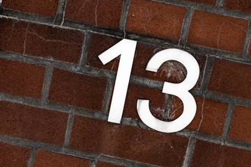 Hausnummer 13