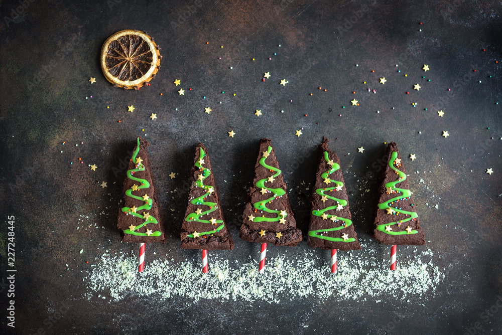 Sticker brownies christmas trees