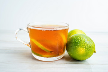 Lemon iced tea and lime