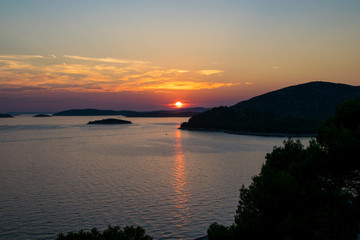 Naklejka premium Beautiful sunset over the Adriatic Sea in Croatia 