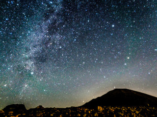 山の星空