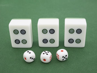 mahjong with dice