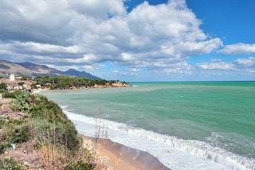 La costa Siciliana, sul mar Mediterraneo.