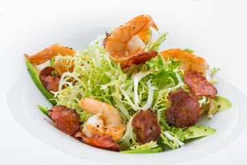 Green salad with shrimps