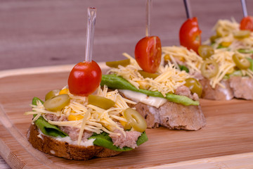 Delicious Mini Sandwiches with integral bread